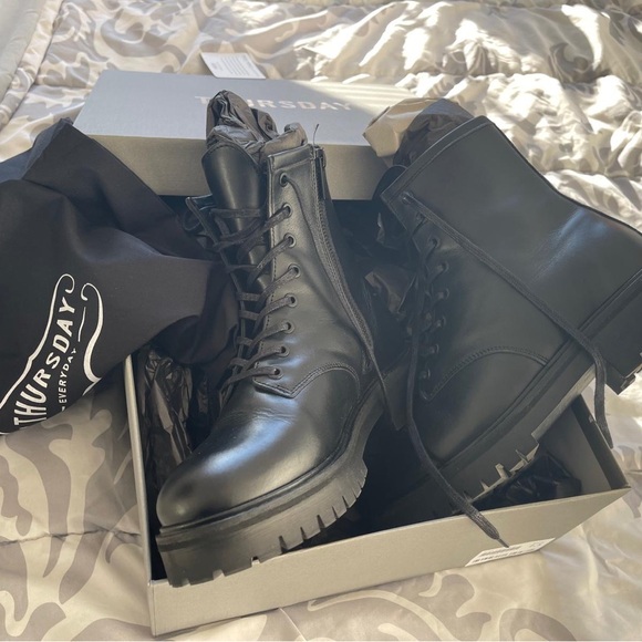 Leather boots - Picture 3 of 3